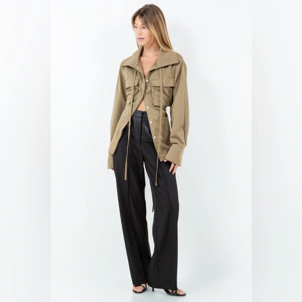 Khaki Button-Up Women's Top - Picture 5 of 6